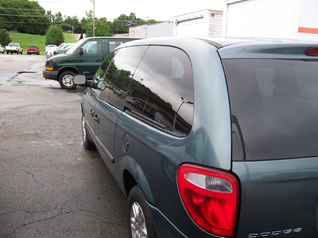 2006 Dodge Grand Caravan SE
