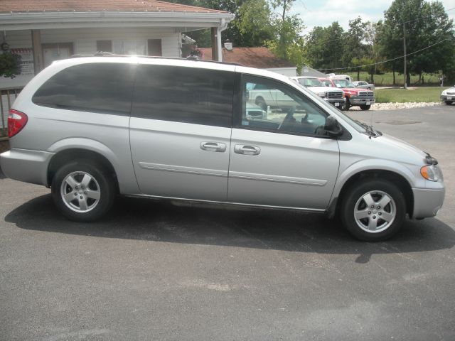 2006 Dodge Grand Caravan S