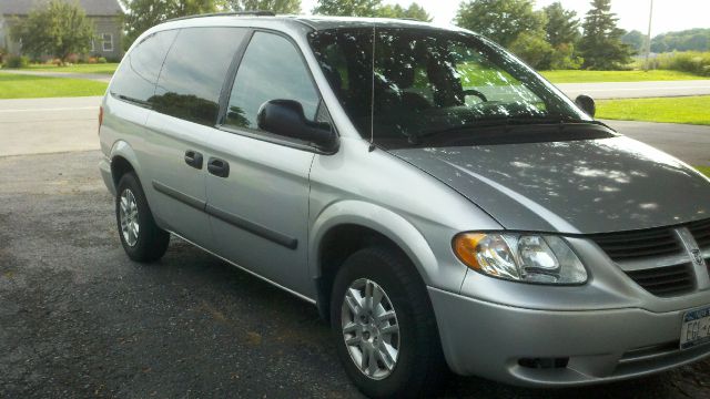 2006 Dodge Grand Caravan SE