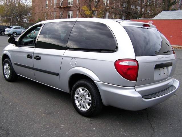 2006 Dodge Grand Caravan SE