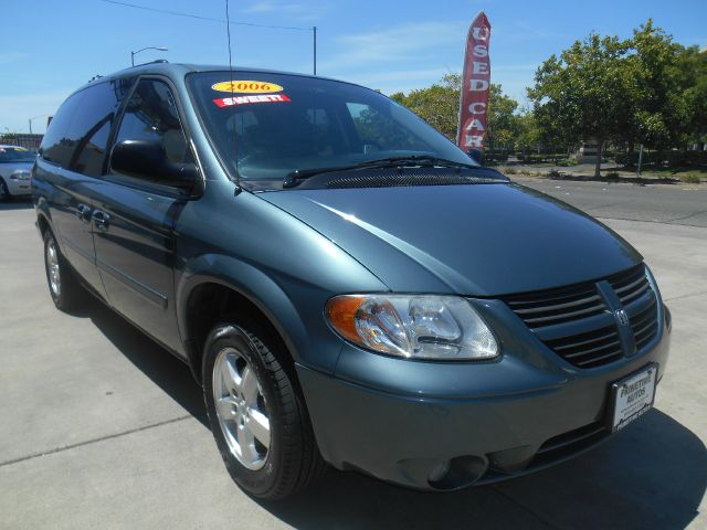 2006 Dodge Grand Caravan Ex-cab 4x4