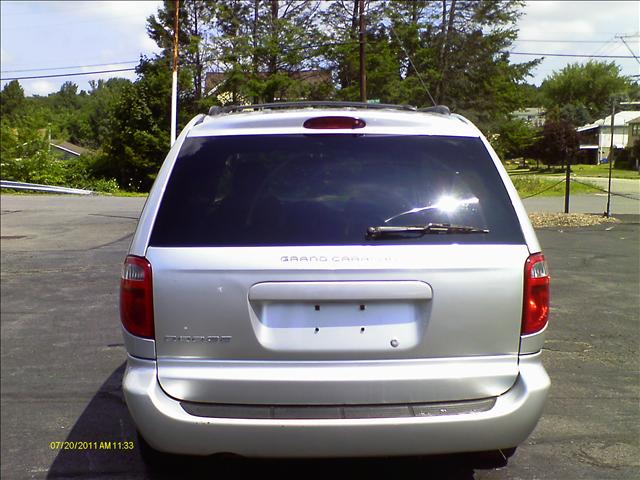 2006 Dodge Grand Caravan SE