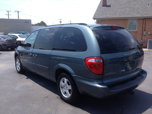 2006 Dodge Grand Caravan S