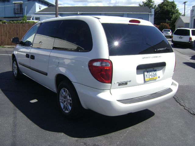 2006 Dodge Grand Caravan SE