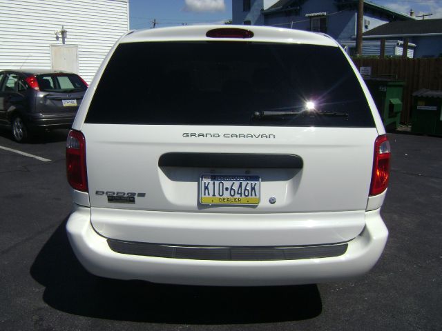 2006 Dodge Grand Caravan SE