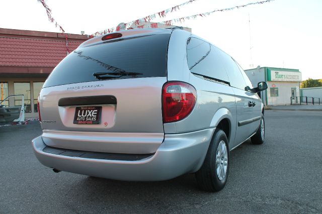 2006 Dodge Grand Caravan SE