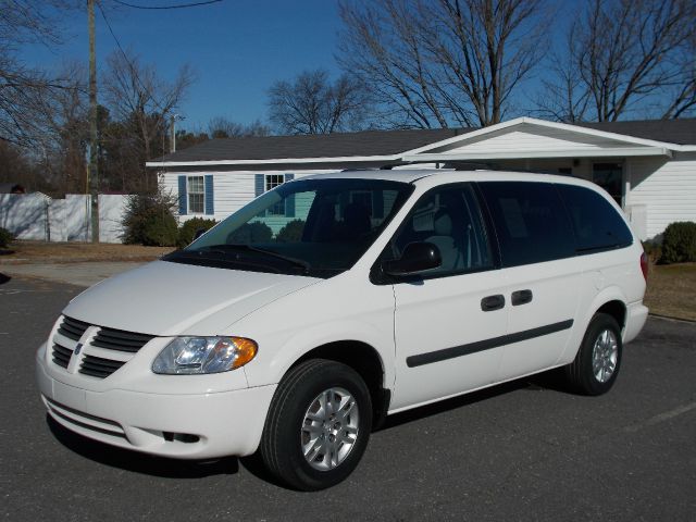 2006 Dodge Grand Caravan SE