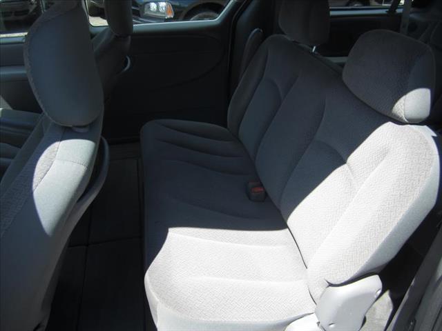 2006 Dodge Grand Caravan SE