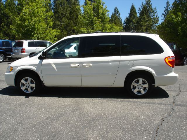 2006 Dodge Grand Caravan S