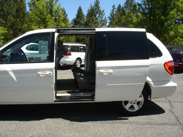 2006 Dodge Grand Caravan S