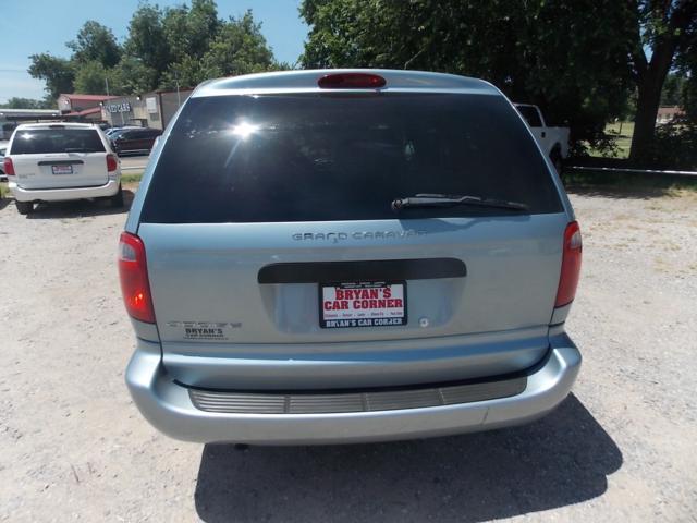 2006 Dodge Grand Caravan SE