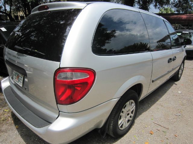 2006 Dodge Grand Caravan SE