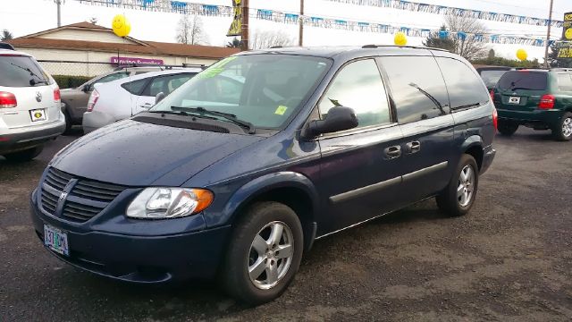 2007 Dodge Grand Caravan Ebony Nuance LTH APPT