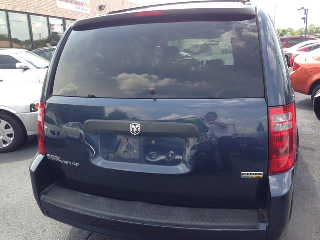 2008 Dodge Grand Caravan SE