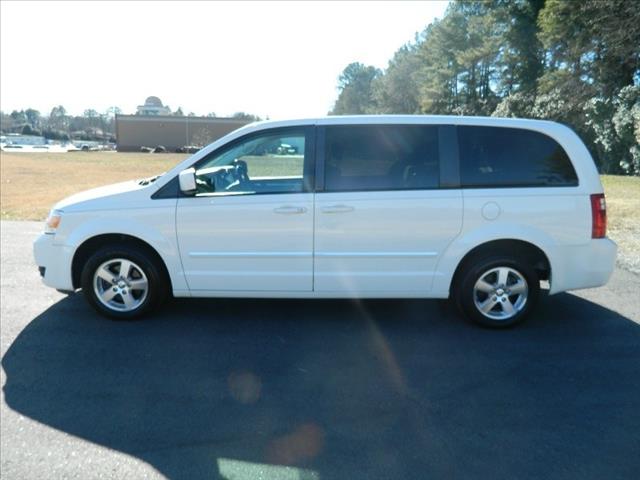 2008 Dodge Grand Caravan Touring AT 2WD W/ NAVI