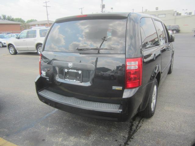 2008 Dodge Grand Caravan Super Sport 409