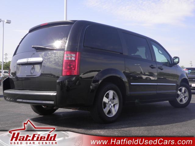 2008 Dodge Grand Caravan Touring AT 2WD W/ NAVI
