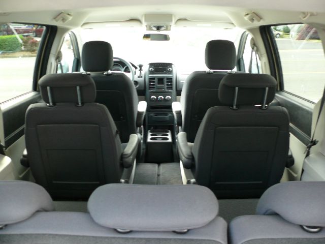 2009 Dodge Grand Caravan SE