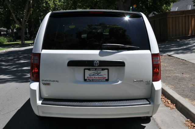 2009 Dodge Grand Caravan SE
