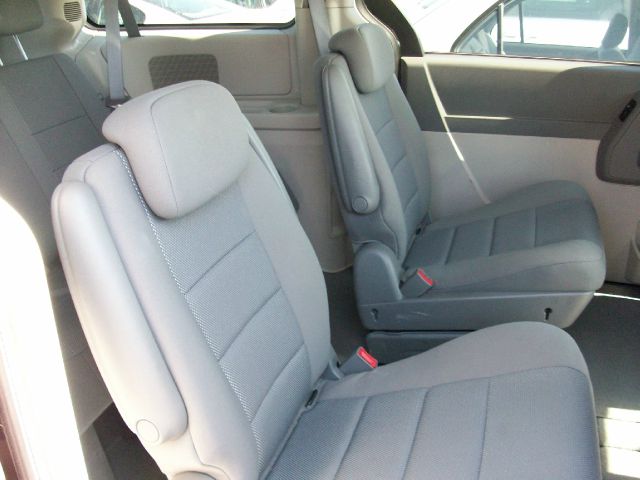 2009 Dodge Grand Caravan SE