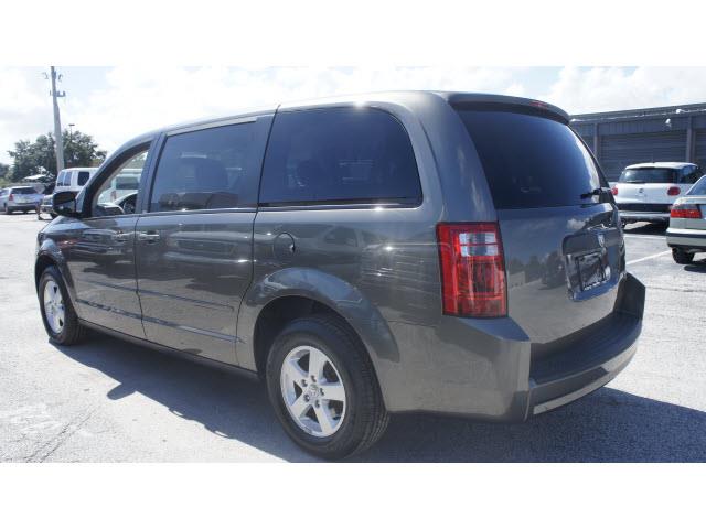 2010 Dodge Grand Caravan SE