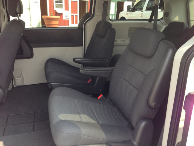 2010 Dodge Grand Caravan 4DR FWD GLS 2.7