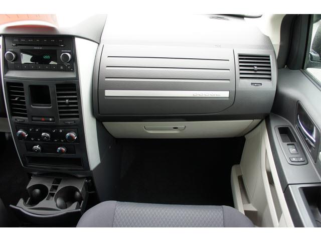 2010 Dodge Grand Caravan SE