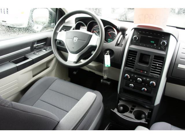 2010 Dodge Grand Caravan SE
