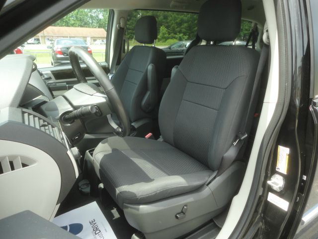 2010 Dodge Grand Caravan S