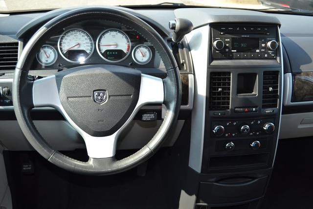 2010 Dodge Grand Caravan S