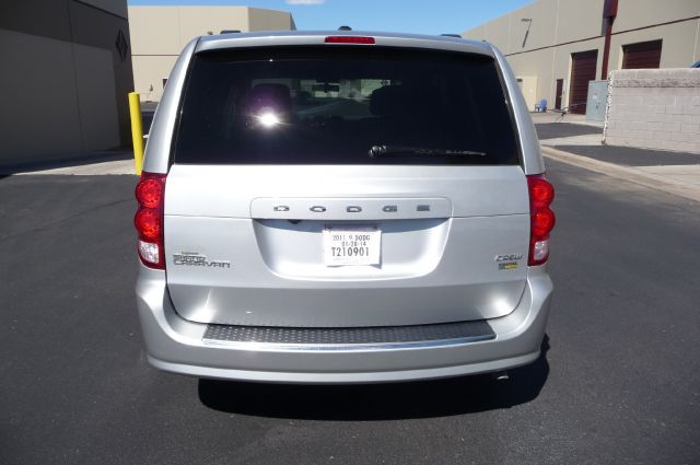 2011 Dodge Grand Caravan LTD