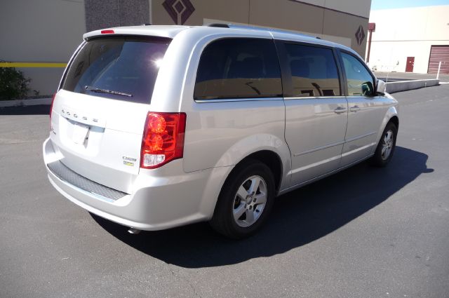 2011 Dodge Grand Caravan LTD