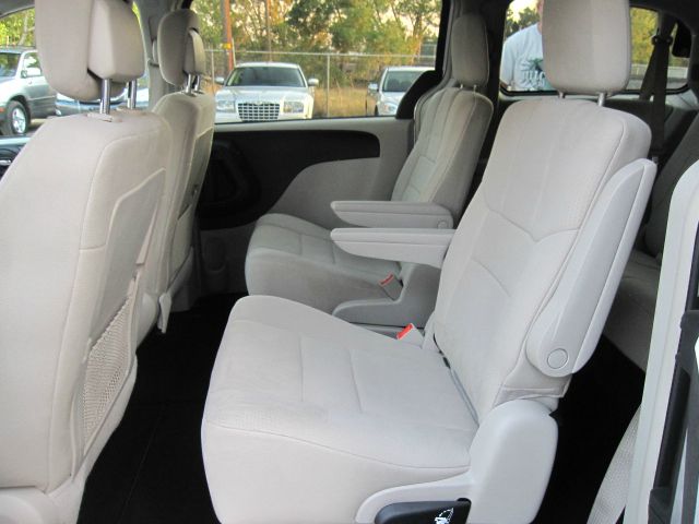 2011 Dodge Grand Caravan LTD