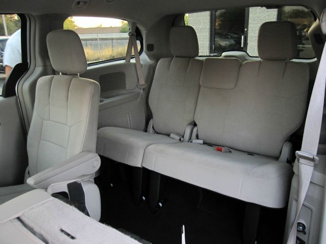 2011 Dodge Grand Caravan LTD