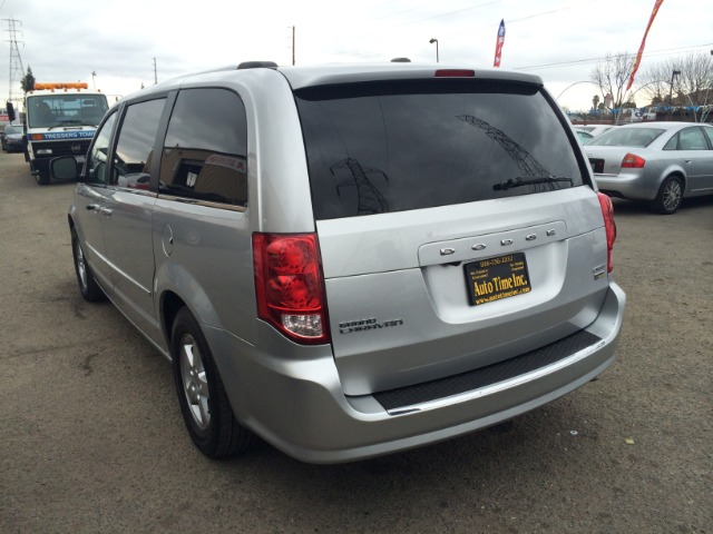 2011 Dodge Grand Caravan LTD