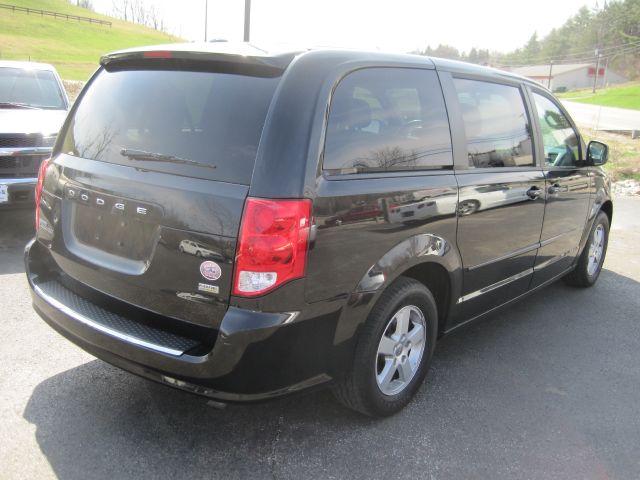 2011 Dodge Grand Caravan Lariat 4WD FX4