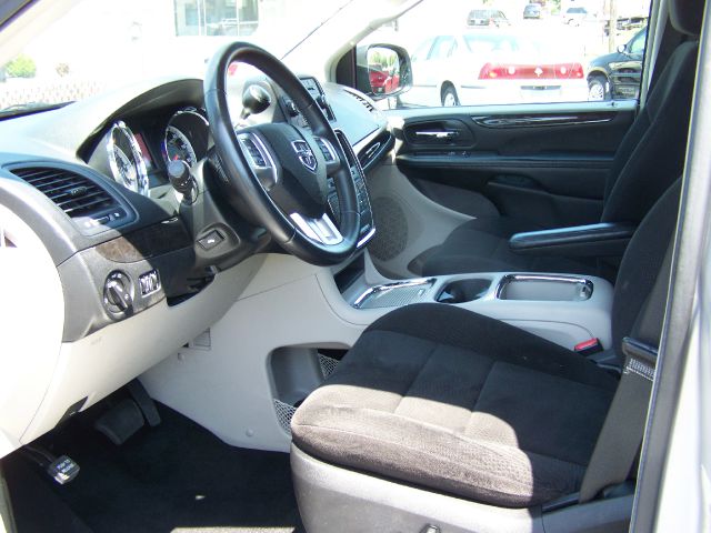 2012 Dodge Grand Caravan LTD