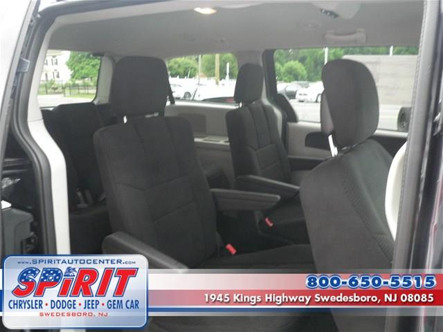 2013 Dodge Grand Caravan SE