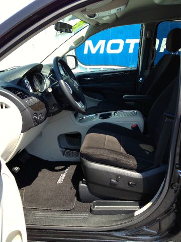 2013 Dodge Grand Caravan S