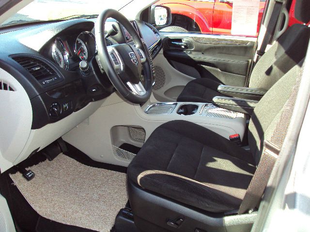2013 Dodge Grand Caravan S