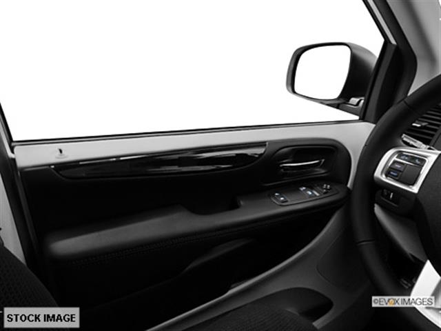 2014 Dodge Grand Caravan SC Manual 2WD