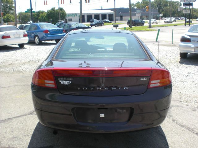 2004 Dodge Intrepid SE