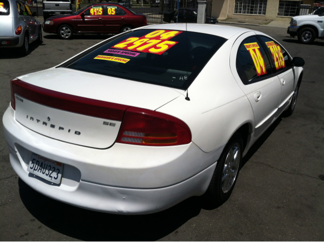 2004 Dodge Intrepid SE