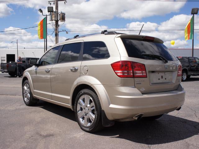 2009 Dodge Journey Deluxe Convertible