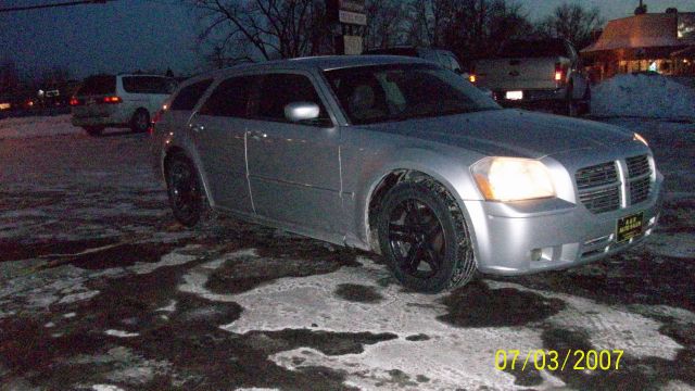 2005 Dodge Magnum 3.2