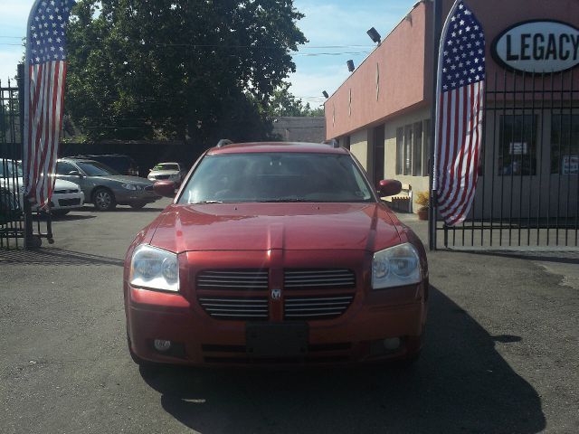 2005 Dodge Magnum 2dr Spyder Auto GS
