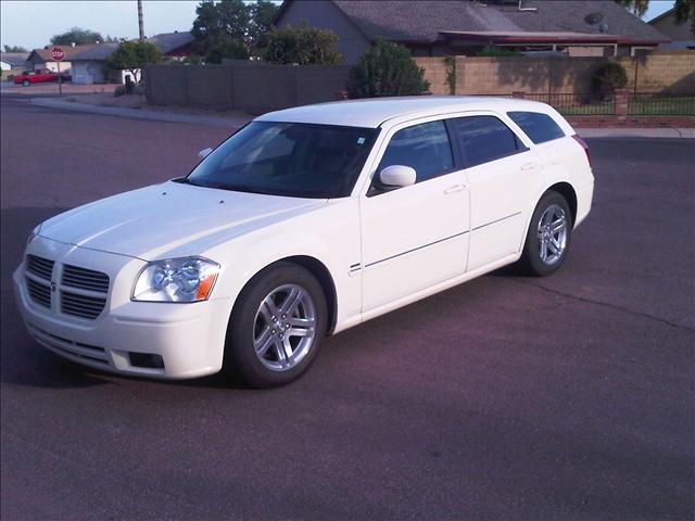 2005 Dodge Magnum 3.2