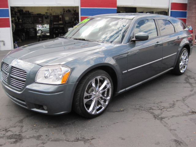 2005 Dodge Magnum 3.2