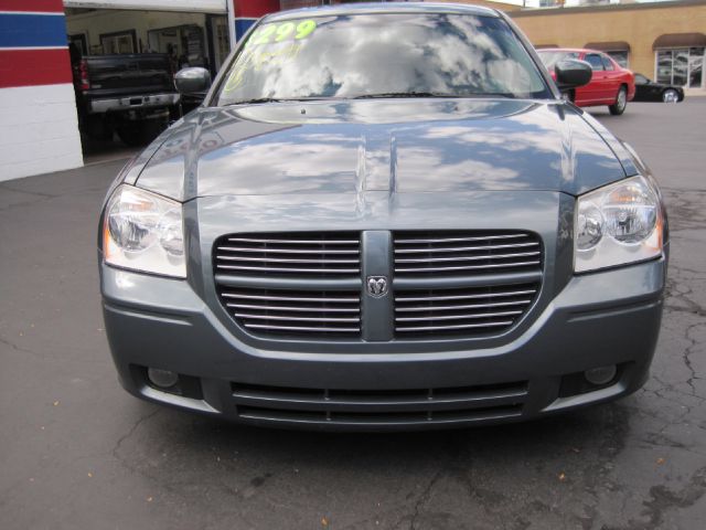 2005 Dodge Magnum 3.2