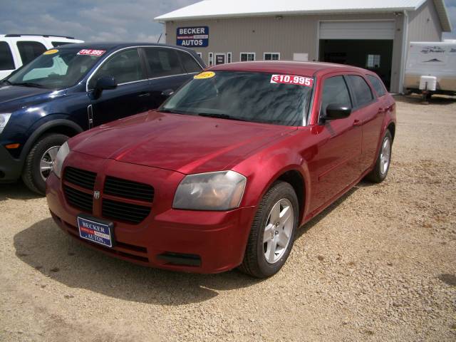 2005 Dodge Magnum S